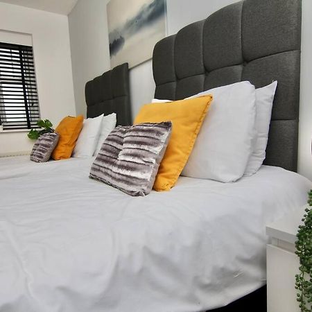 Daimler House - Cosy Home Near Coventry City Centre Eksteriør bilde